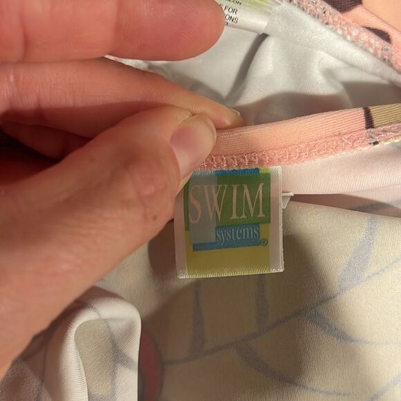 Floral Tankini size small - Picture 4 of 8